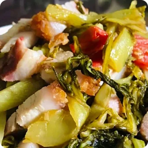 Heo quay xào Cải Chua