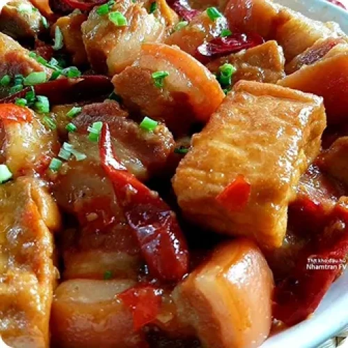 Thịt kho đậu hủ